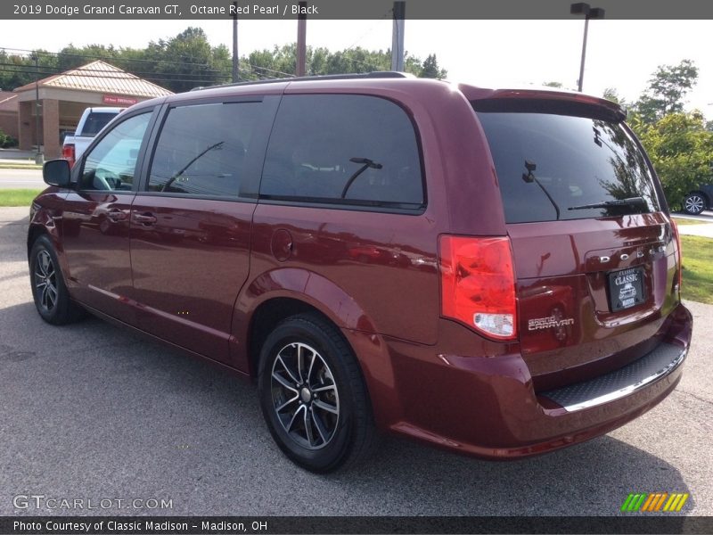 Octane Red Pearl / Black 2019 Dodge Grand Caravan GT