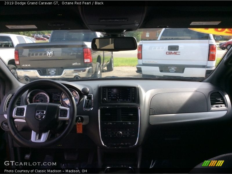 Octane Red Pearl / Black 2019 Dodge Grand Caravan GT