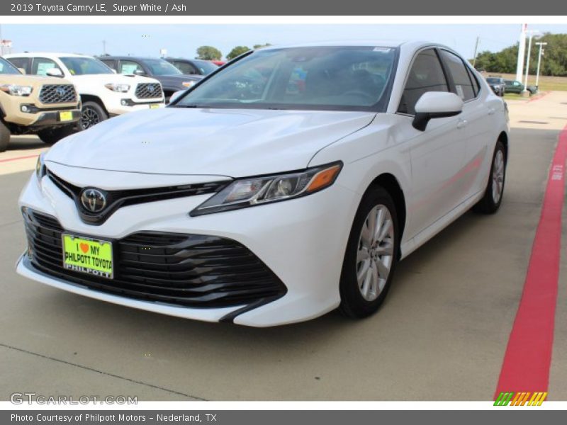 Super White / Ash 2019 Toyota Camry LE