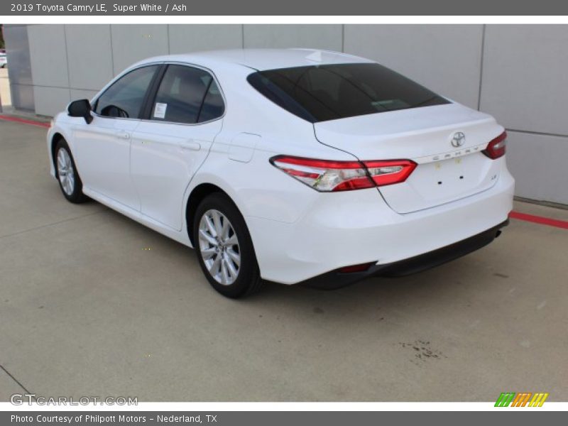 Super White / Ash 2019 Toyota Camry LE