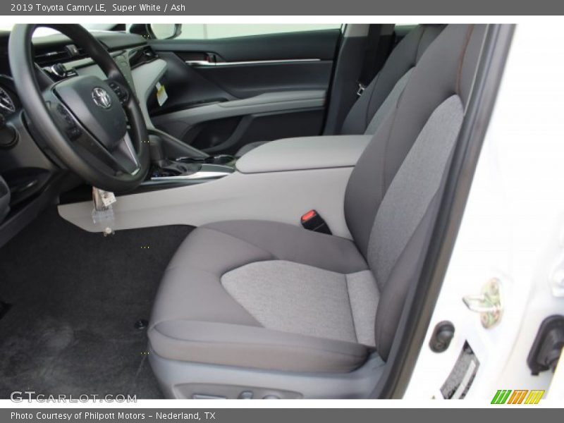 Super White / Ash 2019 Toyota Camry LE