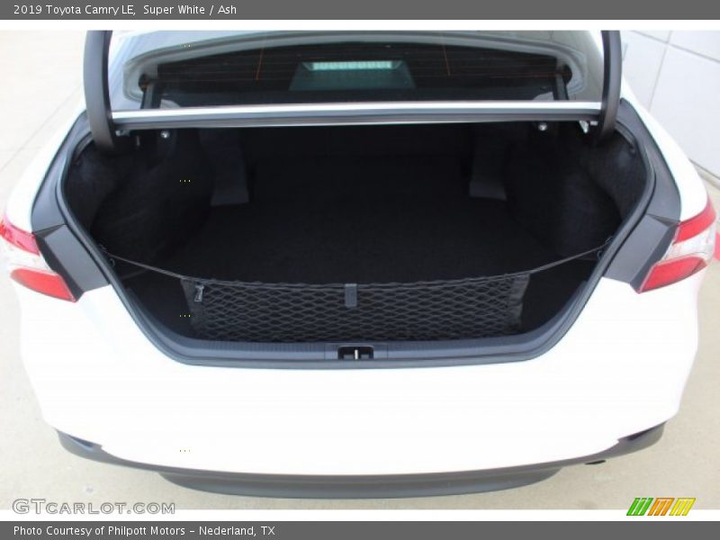Super White / Ash 2019 Toyota Camry LE