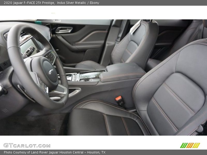 Indus Silver Metallic / Ebony 2020 Jaguar F-PACE 25t Prestige