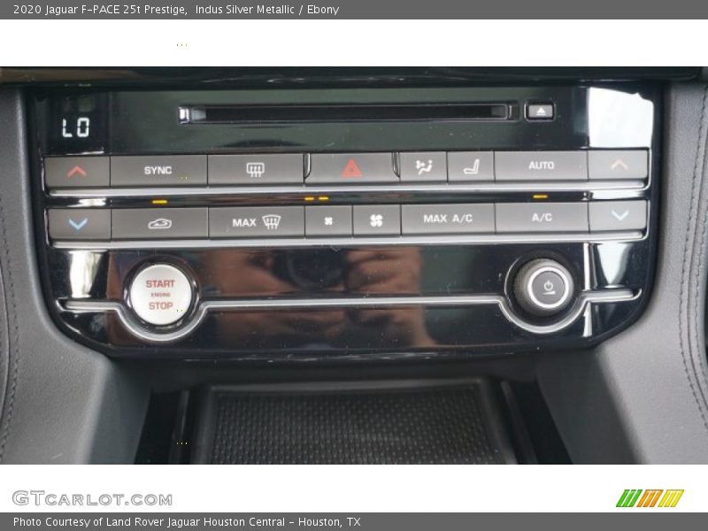 Indus Silver Metallic / Ebony 2020 Jaguar F-PACE 25t Prestige