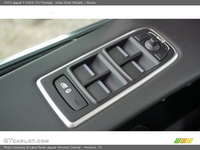 Indus Silver Metallic / Ebony 2020 Jaguar F-PACE 25t Prestige