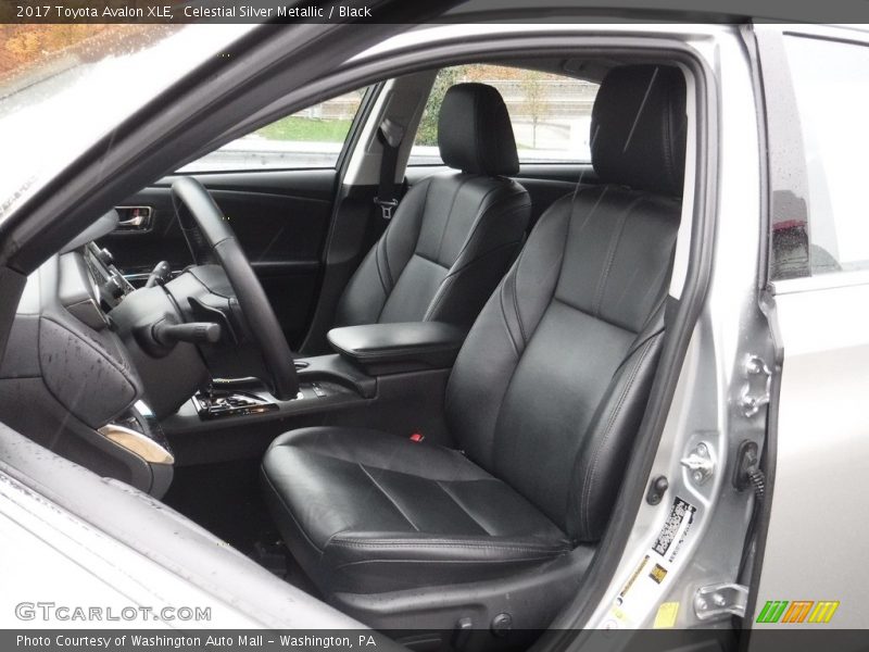 Celestial Silver Metallic / Black 2017 Toyota Avalon XLE