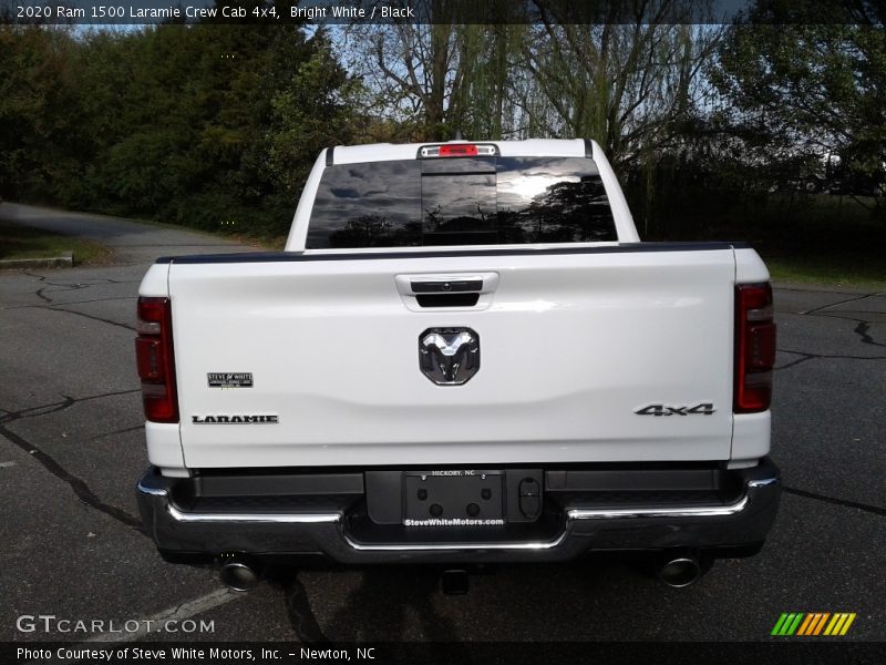 Bright White / Black 2020 Ram 1500 Laramie Crew Cab 4x4