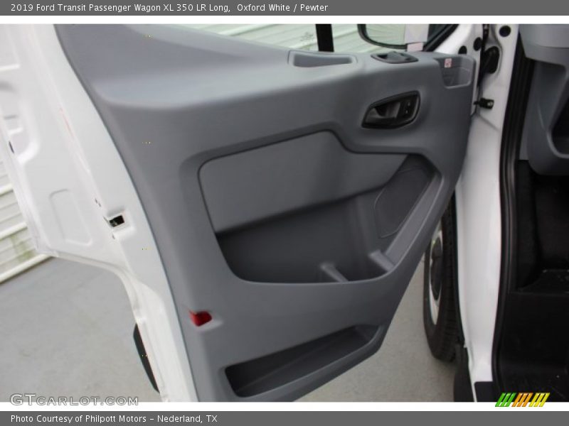 Door Panel of 2019 Transit Passenger Wagon XL 350 LR Long