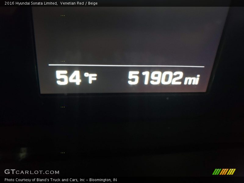 Venetian Red / Beige 2016 Hyundai Sonata Limited