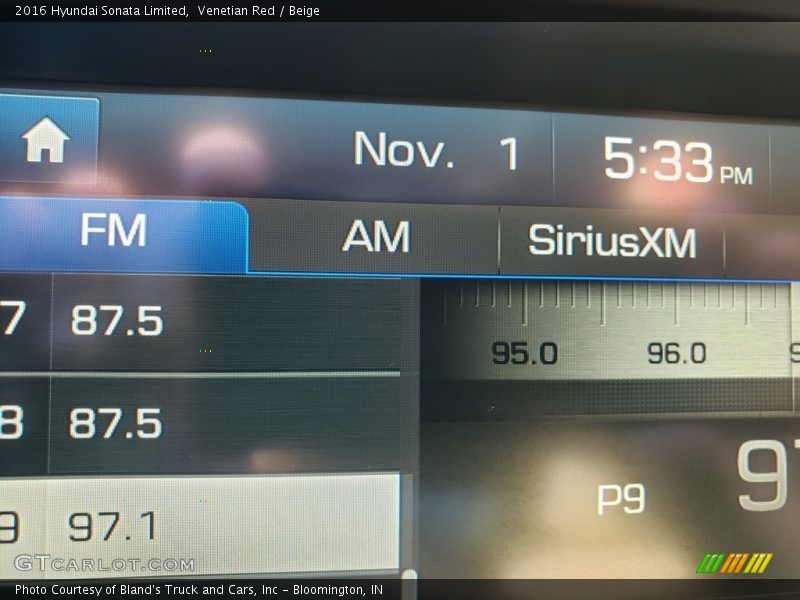 Venetian Red / Beige 2016 Hyundai Sonata Limited