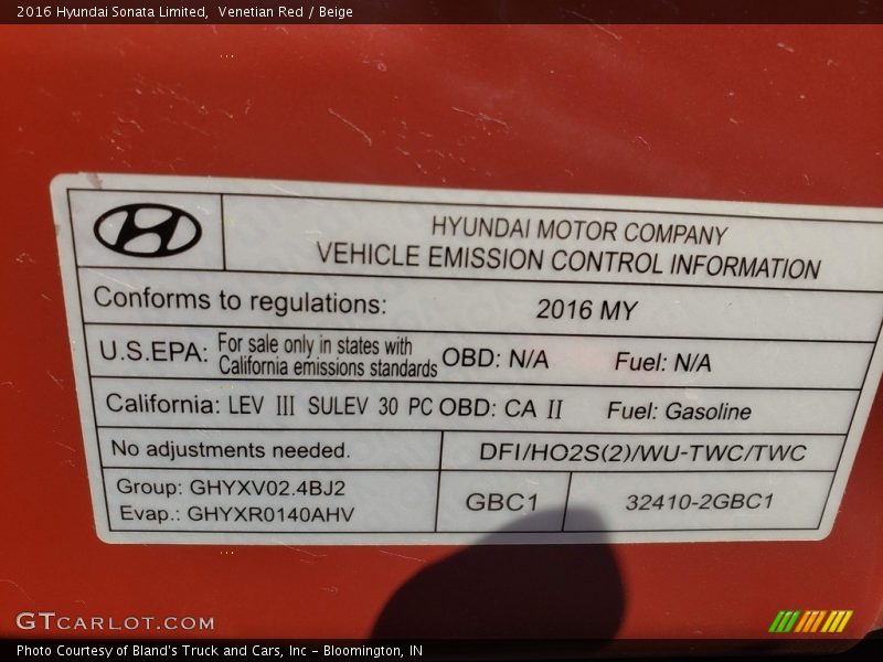 Venetian Red / Beige 2016 Hyundai Sonata Limited