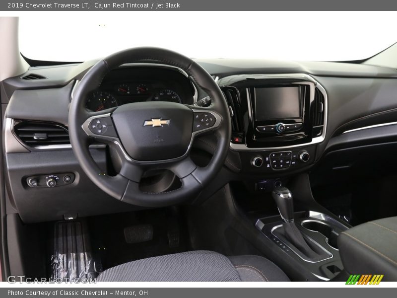 Cajun Red Tintcoat / Jet Black 2019 Chevrolet Traverse LT