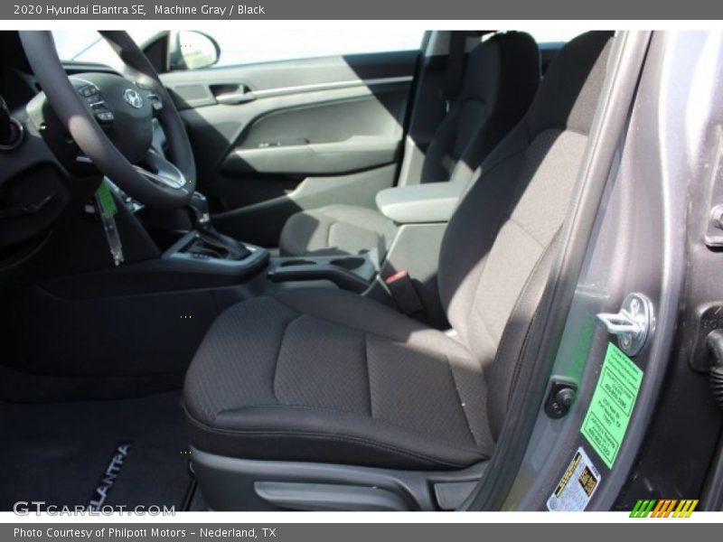 Machine Gray / Black 2020 Hyundai Elantra SE