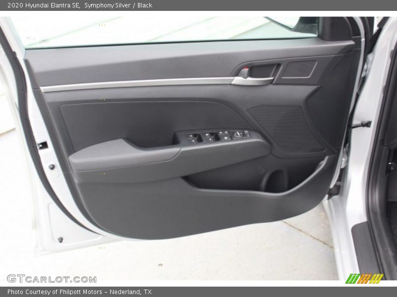 Symphony Silver / Black 2020 Hyundai Elantra SE