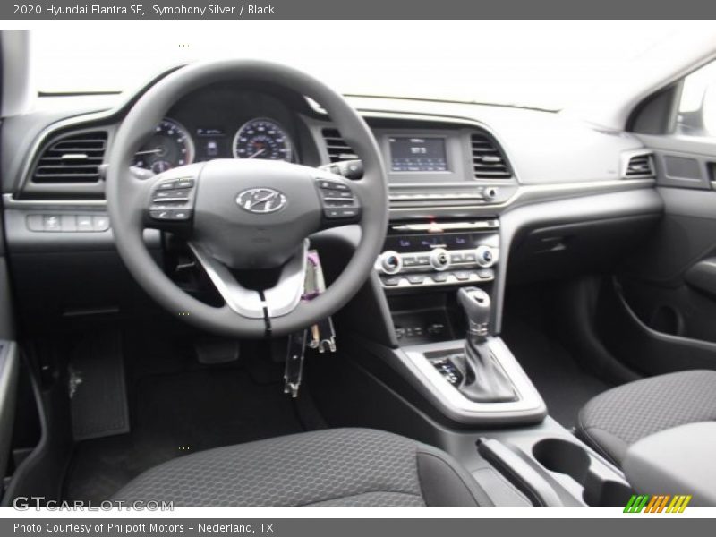Symphony Silver / Black 2020 Hyundai Elantra SE