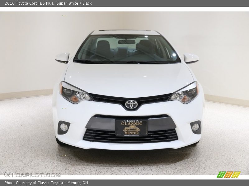 Super White / Black 2016 Toyota Corolla S Plus