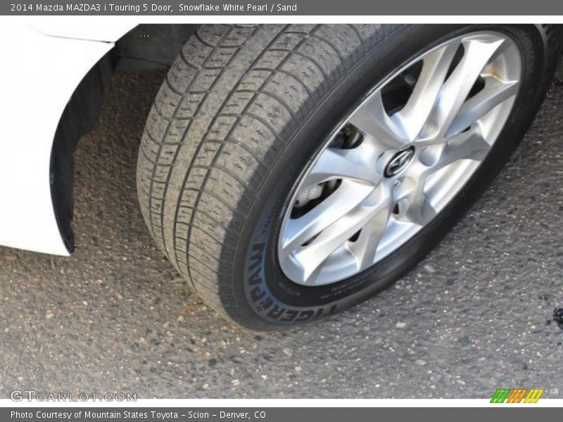 Snowflake White Pearl / Sand 2014 Mazda MAZDA3 i Touring 5 Door