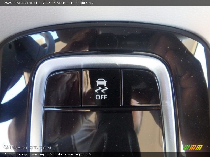 Classic Silver Metallic / Light Gray 2020 Toyota Corolla LE