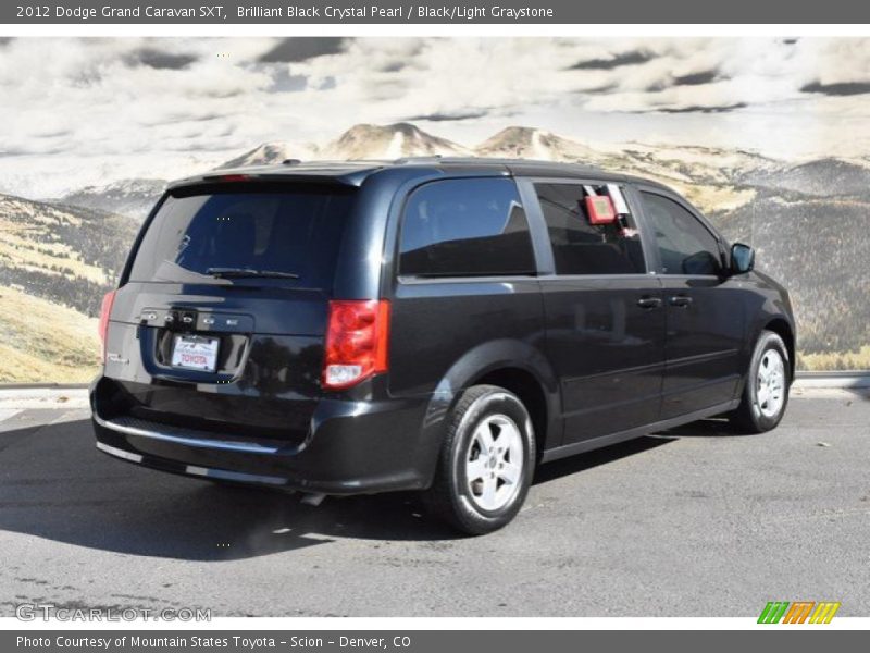 Brilliant Black Crystal Pearl / Black/Light Graystone 2012 Dodge Grand Caravan SXT
