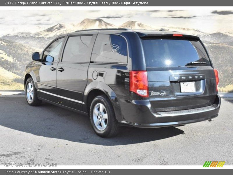 Brilliant Black Crystal Pearl / Black/Light Graystone 2012 Dodge Grand Caravan SXT