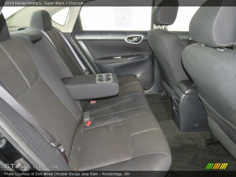 Super Black / Charcoal 2014 Nissan Sentra S