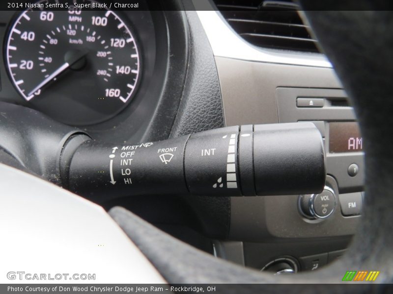 Super Black / Charcoal 2014 Nissan Sentra S