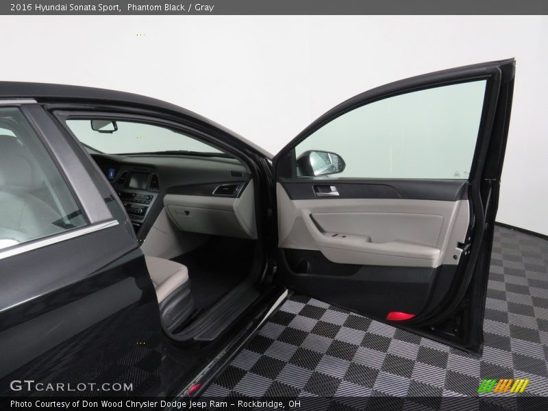 Phantom Black / Gray 2016 Hyundai Sonata Sport
