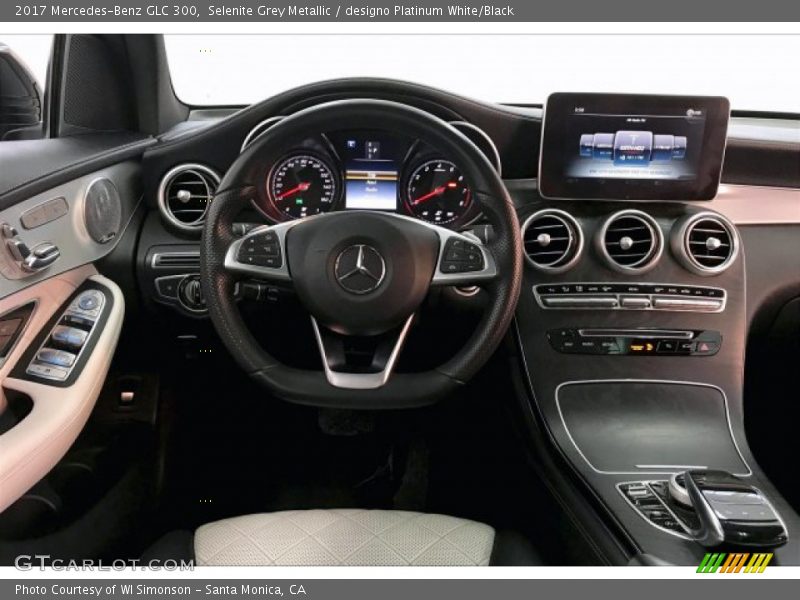 Selenite Grey Metallic / designo Platinum White/Black 2017 Mercedes-Benz GLC 300