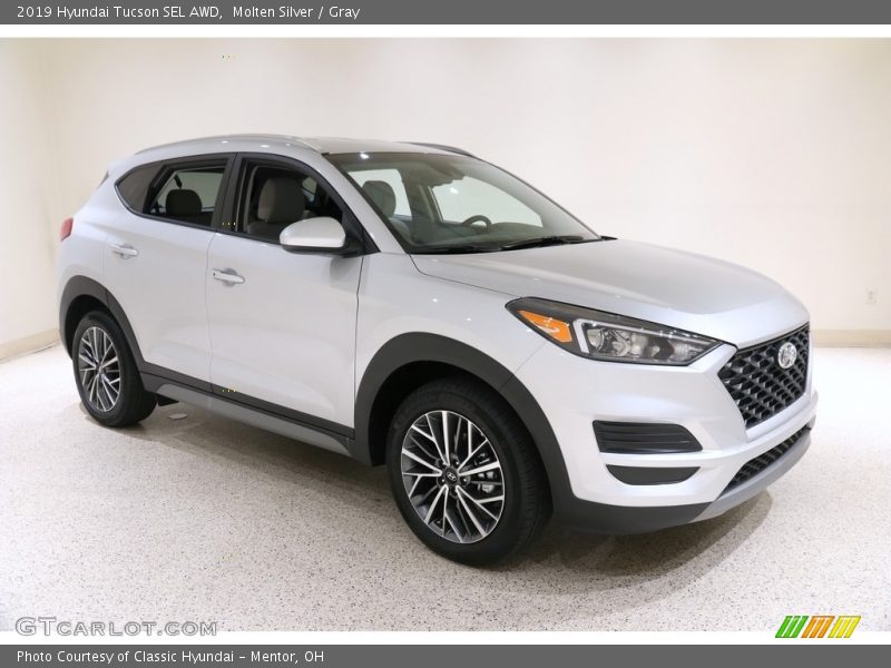 Front 3/4 View of 2019 Tucson SEL AWD