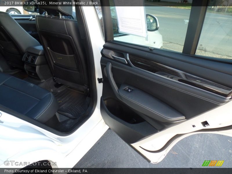 Mineral White Metallic / Black 2017 BMW X3 xDrive35i