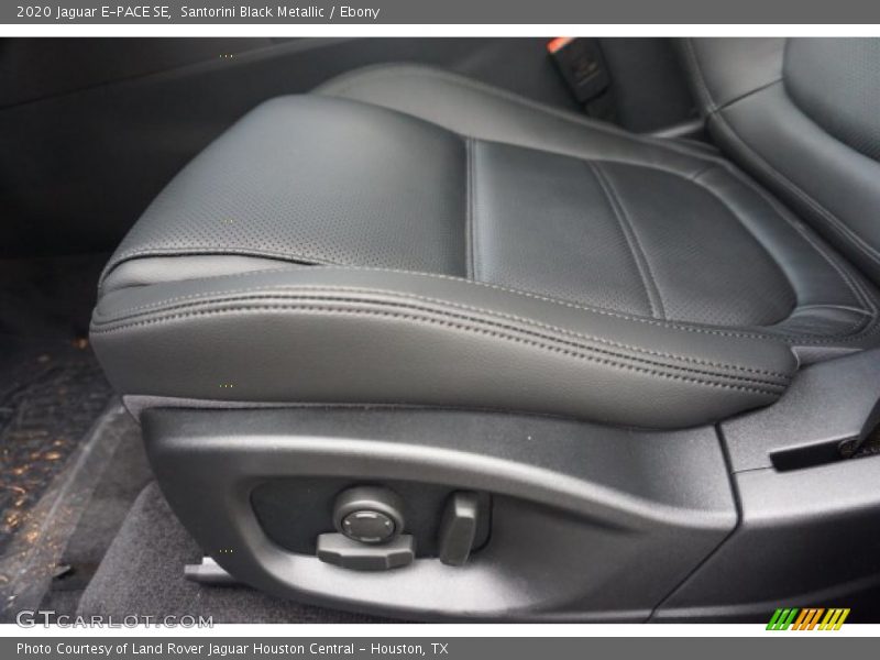 Santorini Black Metallic / Ebony 2020 Jaguar E-PACE SE