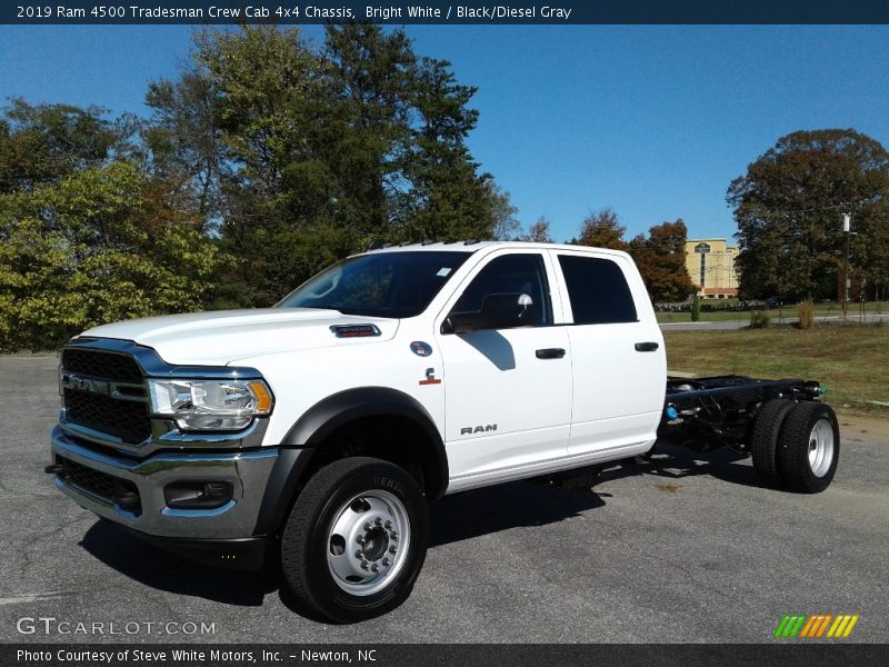 Bright White / Black/Diesel Gray 2019 Ram 4500 Tradesman Crew Cab 4x4 Chassis