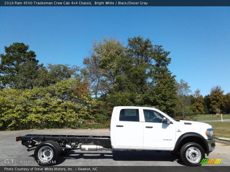 Bright White / Black/Diesel Gray 2019 Ram 4500 Tradesman Crew Cab 4x4 Chassis