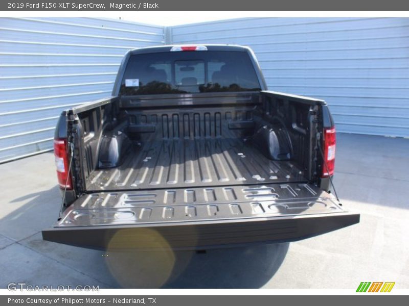 Magnetic / Black 2019 Ford F150 XLT SuperCrew