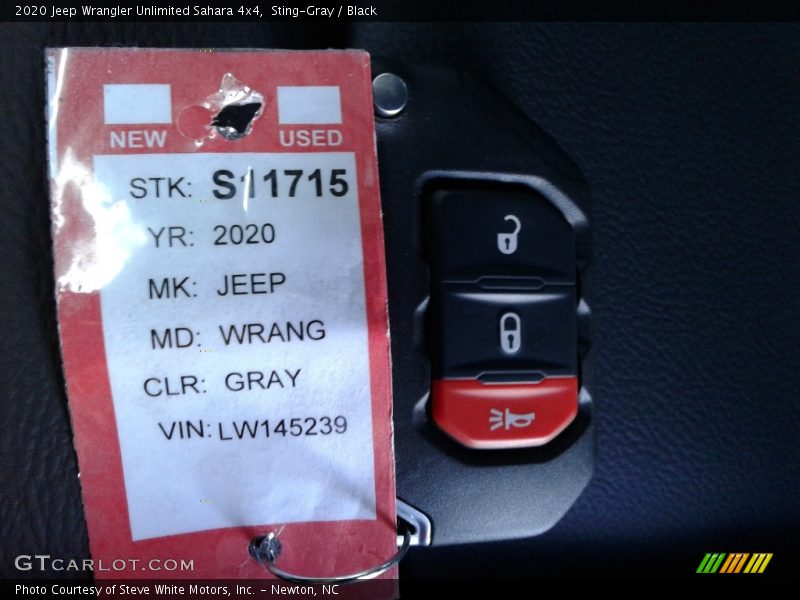 Sting-Gray / Black 2020 Jeep Wrangler Unlimited Sahara 4x4