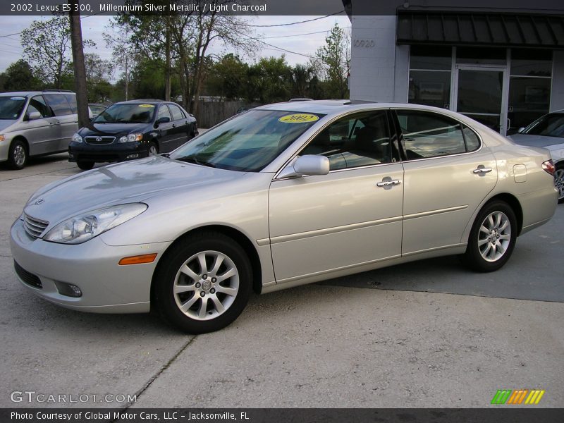 Millennium Silver Metallic / Light Charcoal 2002 Lexus ES 300