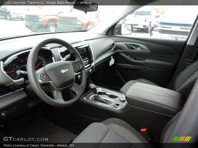 Mosaic Black Metallic / Jet Black 2020 Chevrolet Traverse LS