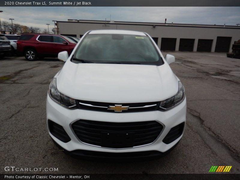 Summit White / Jet Black 2020 Chevrolet Trax LS