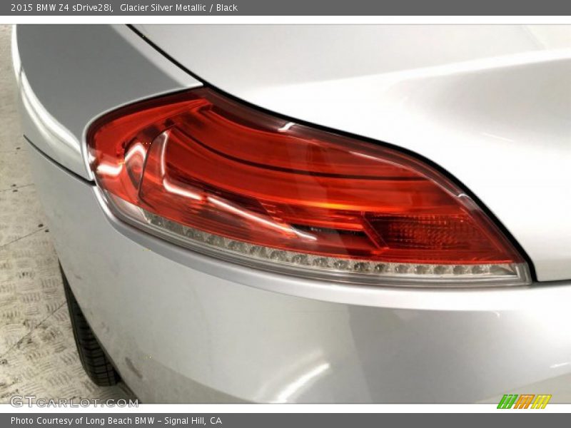 Glacier Silver Metallic / Black 2015 BMW Z4 sDrive28i