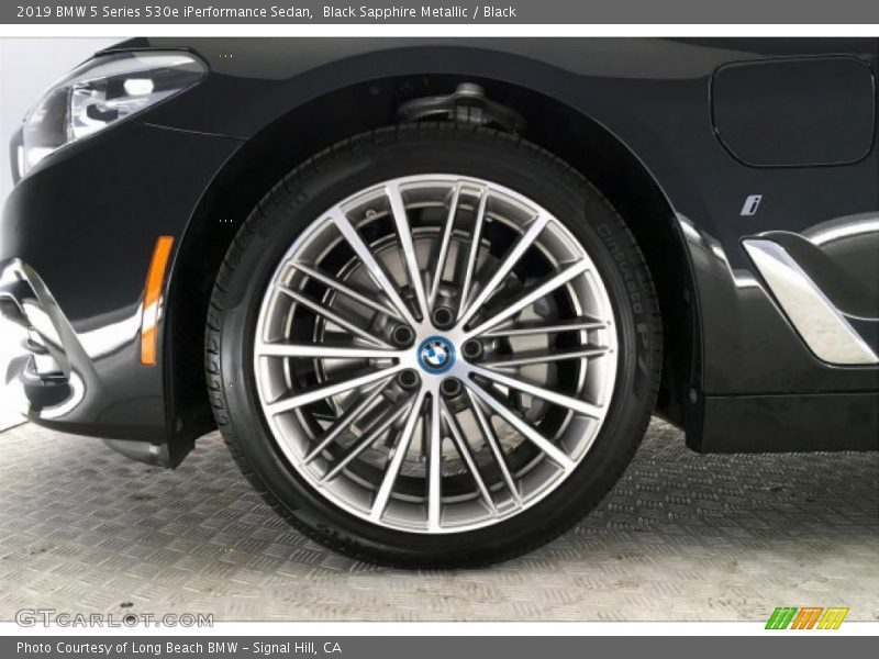 Black Sapphire Metallic / Black 2019 BMW 5 Series 530e iPerformance Sedan