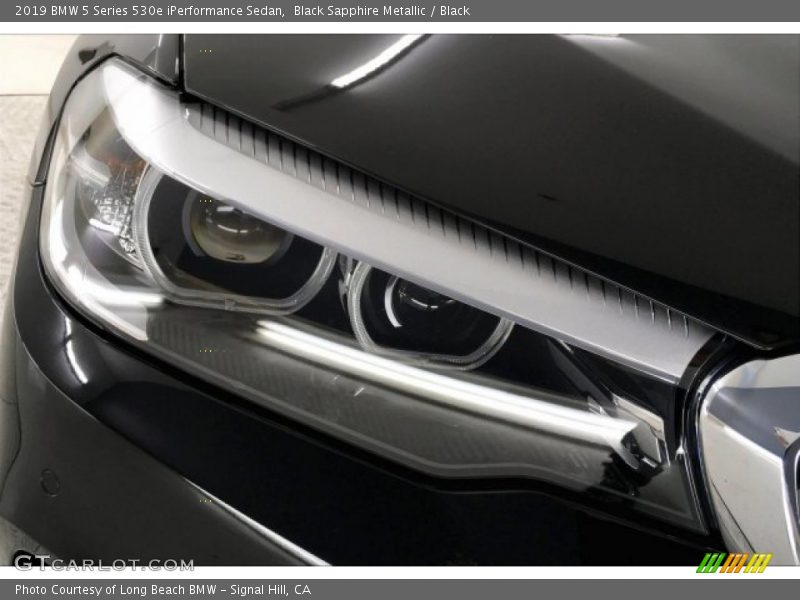 Black Sapphire Metallic / Black 2019 BMW 5 Series 530e iPerformance Sedan