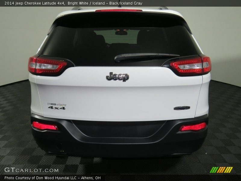 Bright White / Iceland - Black/Iceland Gray 2014 Jeep Cherokee Latitude 4x4