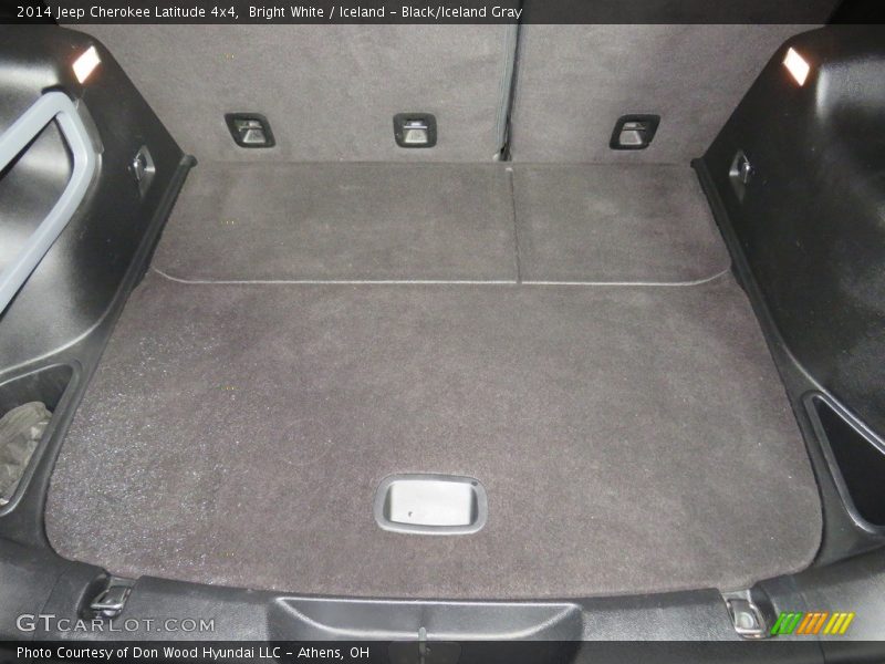 Bright White / Iceland - Black/Iceland Gray 2014 Jeep Cherokee Latitude 4x4