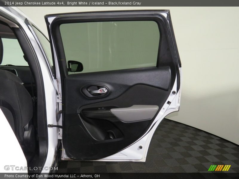 Bright White / Iceland - Black/Iceland Gray 2014 Jeep Cherokee Latitude 4x4