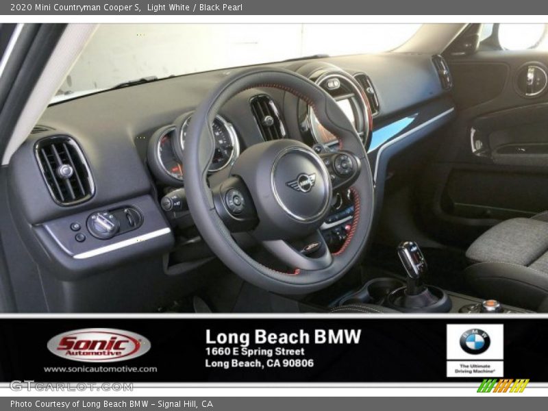 Light White / Black Pearl 2020 Mini Countryman Cooper S