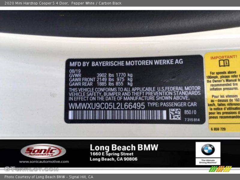 Pepper White / Carbon Black 2020 Mini Hardtop Cooper S 4 Door