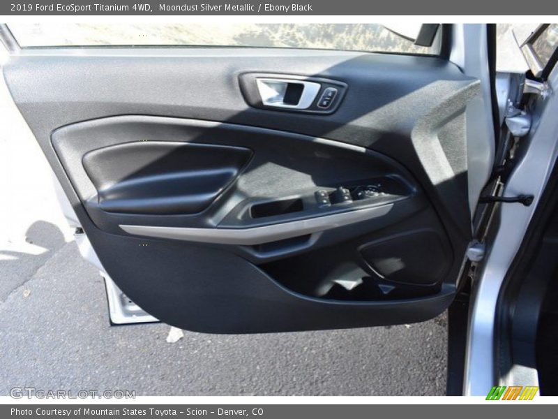 Moondust Silver Metallic / Ebony Black 2019 Ford EcoSport Titanium 4WD
