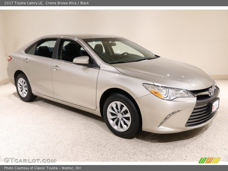 Creme Brulee Mica / Black 2017 Toyota Camry LE