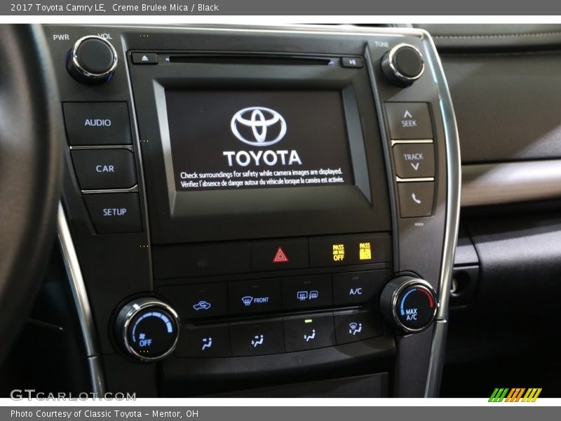 Creme Brulee Mica / Black 2017 Toyota Camry LE