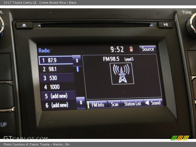 Creme Brulee Mica / Black 2017 Toyota Camry LE